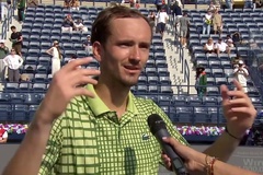 Medvedev đòi "cải tổ" ATP: Các giải quần vợt 250 & 500 không nên tính điểm để cứu đôi chân vận động viên