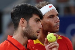 Huyền thoại quần vợt Rafael Nadal lên tiếng về tin đồn dẫn dắt Carlos Alcaraz sau cú sốc "trảm tướng"