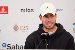 Carlos Alcaraz xuất hiện với nỗi lo lớn về sức khỏe tại giải quần vợt US Open 2025