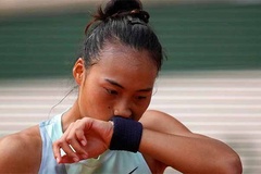 Nhà vô địch Olympic Zheng Qinwen rút khỏi giải quần vợt Úc mở rộng