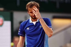 Bất ngờ quần vợt Roland Garros 2026: Daniil Medvedev gục ngã trước tay vợt nhận suất đặc cách ngay vòng 1