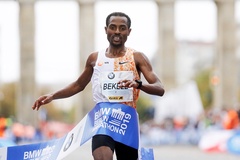 Chờ kỷ lục thế giới của Kenenisa Bekele ở Berlin Marathon 2021