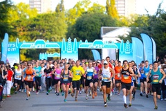 Giải marathon bị hủy giữa chừng khi hơn 1000 người vẫn đang chạy