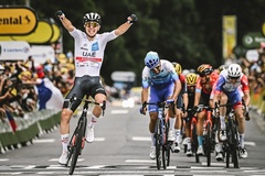 Đương kim vô địch Tadej Pogacar giành chiến thắng kép chặng 6 Tour de France 2022