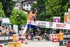 Chàng trai U30 tuyên bố phá kỷ lục chạy marathon dưới 2 giờ của Eliud Kipchoge