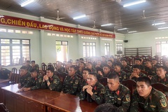 Độc đáo 230 chiến sĩ bộ đội phục vụ giải chạy marathon núi Bà Đen ở Tây Ninh