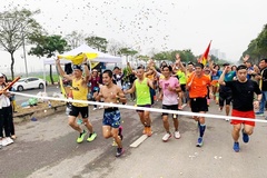 “Dị nhân Việt Nam” Nguyễn Đăng Hiếu chạy 230km trong 24 giờ