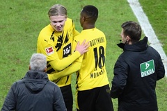 Dortmund tung vào sân “thần đồng” trẻ nhất lịch sử Bundesliga