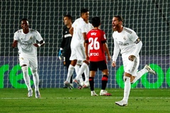 Ramos ăn mừng bàn thắng bằng đá phạt tuyệt đẹp giống như Ronaldo