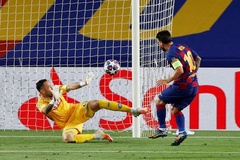 11 cầu thủ Barca tham gia vào tình huống Messi lập siêu phẩm