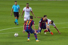 Tranh cãi việc Messi bị tước mất quả phạt đền ở phút 92