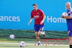 Barca lần đầu lên tiếng về việc Messi ở lại CLB
