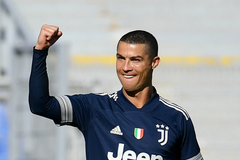 Ronaldo nhận vinh dự lớn tại Juventus ở trận gặp Cagliari