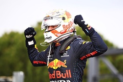 Verstappen thắng sâu Hamilton, kết thúc hoàn hảo cuộc đua F1 Emilia Romagna Grand Prix đầy kịch tính