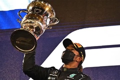 Lewis Hamilton sẵn sàng giảm lương, nhưng đòi Mercedes tăng thưởng vô địch F1