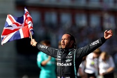 Hamilton "tiễn" Verstappen vào bệnh viện để thắng cuộc đua F1 Grand Prix Anh