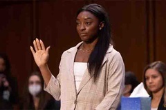 Simone Biles cùng dàn mỹ nhân TDDC ép FBI đuổi đặc vụ do dung túng nạn lạm dụng tình dục