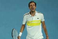 Chuẩn bị soán ngôi số 2 thế giới tennis của Nadal, Medvedev lập kỳ tích chưa từng thấy suốt 15 năm qua!