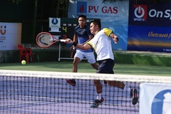 “Vua lưới” Lê Quốc Khánh kết hợp cùng  Trịnh Linh Giang hiệu quả như thế nào ở giải tennis VTF Masters 500 – 1?