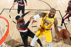 LeBron lập triple-double, cùng Anthony Davis đưa LA Lakers vào bán kết miền Tây