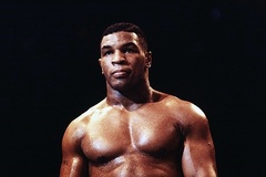 Mike Tyson không phải tay đấm nặng đòn nhất dưới góc nhìn chuyên môn