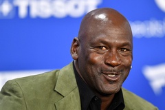 Hé lộ gương mặt làm trung gian giữa bão đình công NBA: Huyền thoại Michael Jordan
