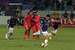 Hỏng penalty, bỏ lỡ cơ hội khoảng cách 3m, Hà Nội FC thua trận thứ 3