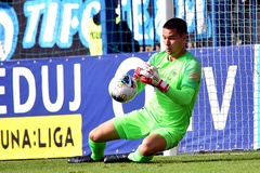 Filip Nguyễn cay đắng tranh vé vớt dự Europa League