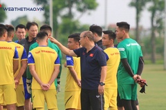 Vừa mới tập trung, ĐT Việt Nam dời lịch vì… FIFA