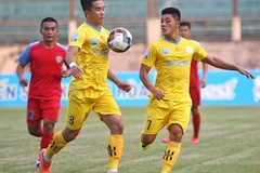 Tâm sự rớt nước mắt của cầu thủ Khánh Hòa khi đình công vì bị nợ lương