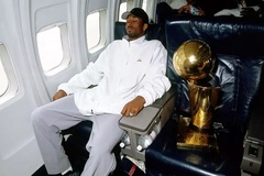 2 bí mật ngoài bóng rổ tạo nên Kobe Bryant huyền thoại