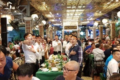 Thầy trò HLV Park Hang-seo giúp quán bia hơi đạt doanh thu 50 triệu/1 ngày