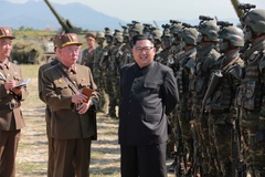 Đặc nhiệm Triều Tiên dưới thời Kim Jong Un: Dùng rìu chặt tay, mổ bụng không hề hấn