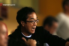 Khoảnh khắc trợ lý Lee Young Jin phấn khích khi Bùi Tiến Dũng ghi bàn