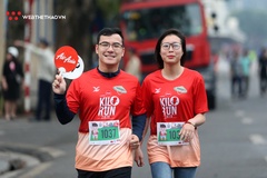 Chùm ảnh: Hàng trăm runner hào hứng "sải chân" tại Hanoi Kilo Run 2019
