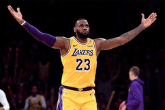 LeBron James vượt mặt Kobe Bryant trên bảng vàng NBA: Thành tựu liên tục đến, nhưng liệu nhà vua có vui nổi?