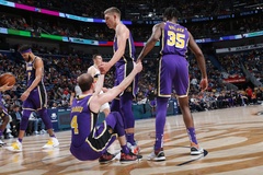 LeBron James vừa được cho nghỉ, cả Los Angeles Lakers đồng loạt thăng hoa!