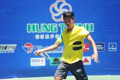 Phạm Minh Tuấn đấu Nguyễn Văn Phương tại chung kết giải tennis VTF Pro Tour 200 -1