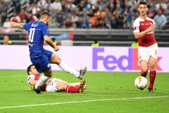 HLV Sarri nói gì trong giờ nghỉ khiến Hazard và đồng đội có hiệp 2 bùng nổ trước Arsenal?