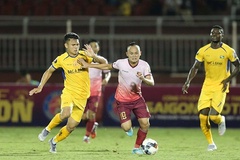 Cầu thủ Việt làm gì trong những ngày không V.League?