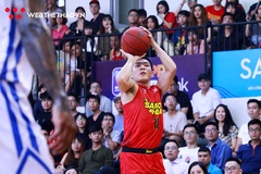 Võ Kim Bản ném 3 điểm cực "cháy", Saigon Heat đoạt lấy ngôi đầu VBA 2019 by MB