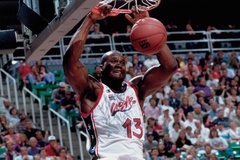 Shaquille O'Neal: ngồi dự bị vẫn giành MVP FIBA World Cup 1994