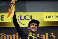 Chặng 15 Tour de France: Simon Yates lại thắng chặng, Alaphilippe muốn nhường áo vàng!