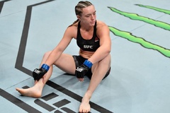 Tăng 17% cân nặng trước khi lên sàn, nữ võ sĩ UFC bị cấm thi đấu