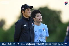 HLV Akira Nishino khiến NHM Thái ngỡ ngàng với đội hình gặp Việt Nam