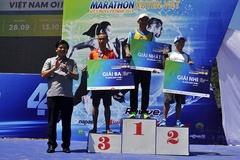 Chạy bộ mỗi ngày: Revive Marathon Xuyên Việt 2019 hoàn thành chặng Quảng Bình