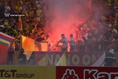 CĐV Nam Định đã làm loạn ra sao tại V.League 2019?