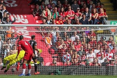 Liverpool nhận bàn thua oan khi công nghệ VAR không có đất dụng võ?