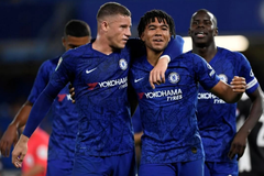 Chelsea phấn khích về màn ra mắt khó tin của tài năng 19 tuổi