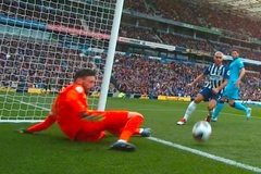 Tin bóng đá 5/10: Lloris gãy tay ở trận Tottenham thua Brighton